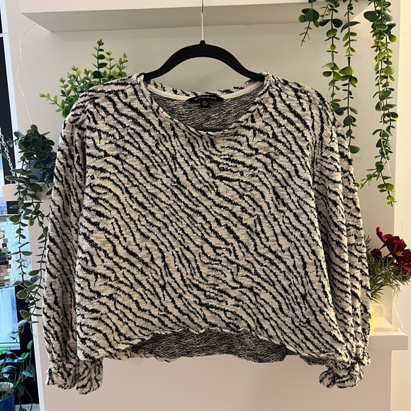 Zac & Rachel Tops - Zebra Print Cropped Long Sleeve Top